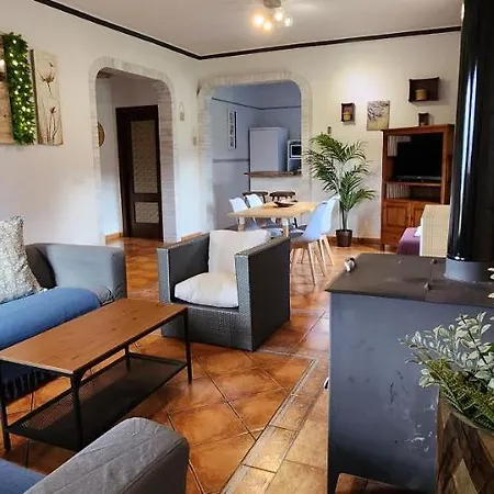 Holiday home Camelot El Gastor